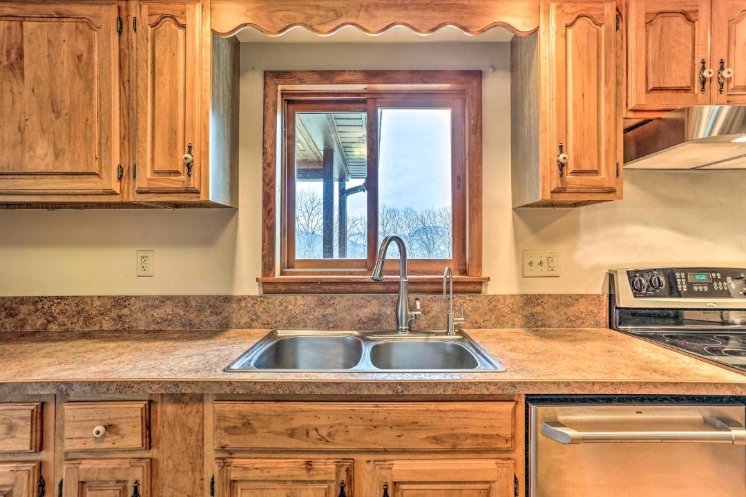 Photo of Others in Hancock