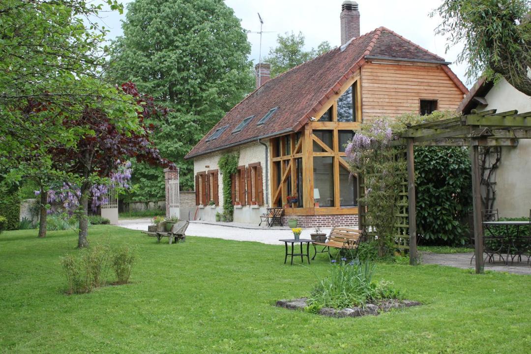 Photo of Others in Foucheres