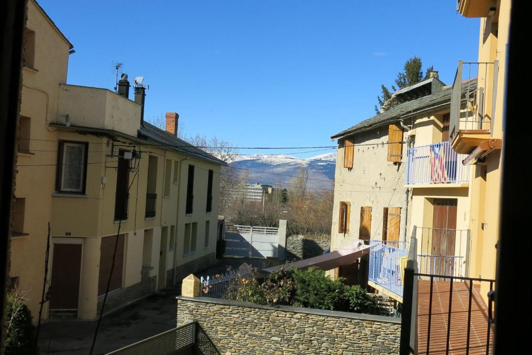 Photo of Buildings in Osseja