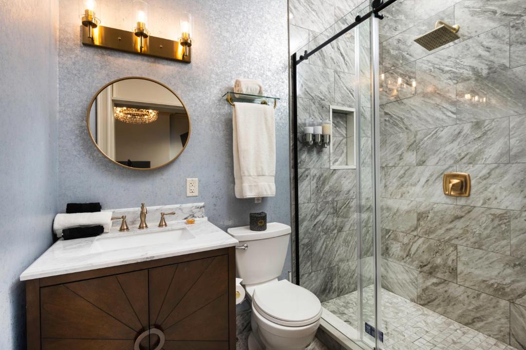 Photo of Others in Buffalo