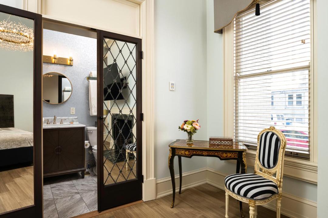 Photo of Others in Buffalo