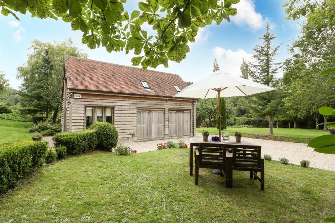 Photo of Others in Ebbesborne Wake