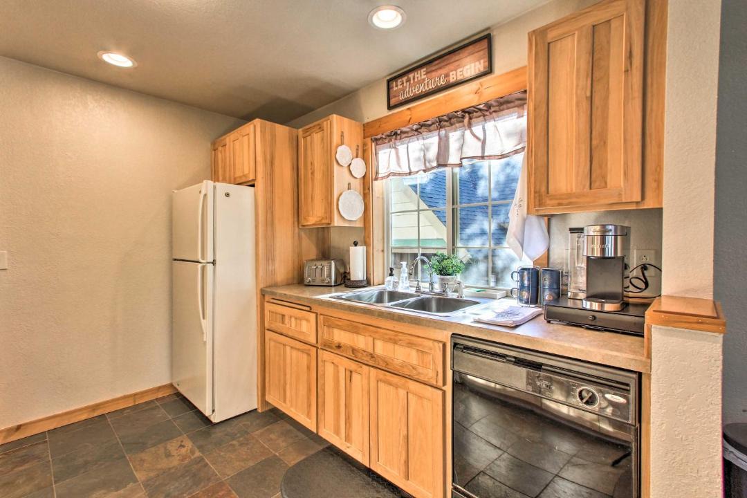 Photo of Kitchen in Klamath Falls