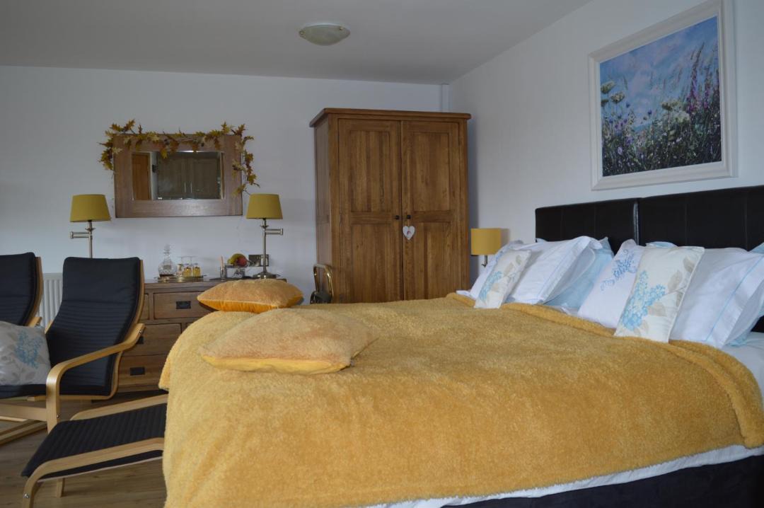 Photo of Bedroom in Disserth and Trecoed