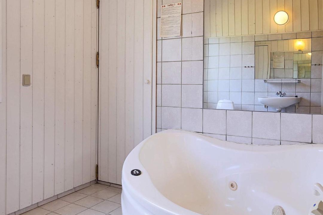 Photo of Bathroom in Faarevejle