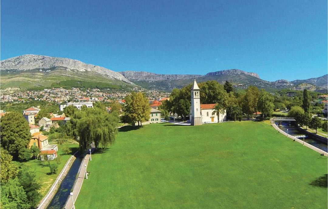 Photo of Others in Solin