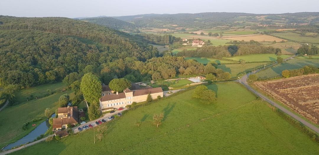 Photo of Others in Ozenay
