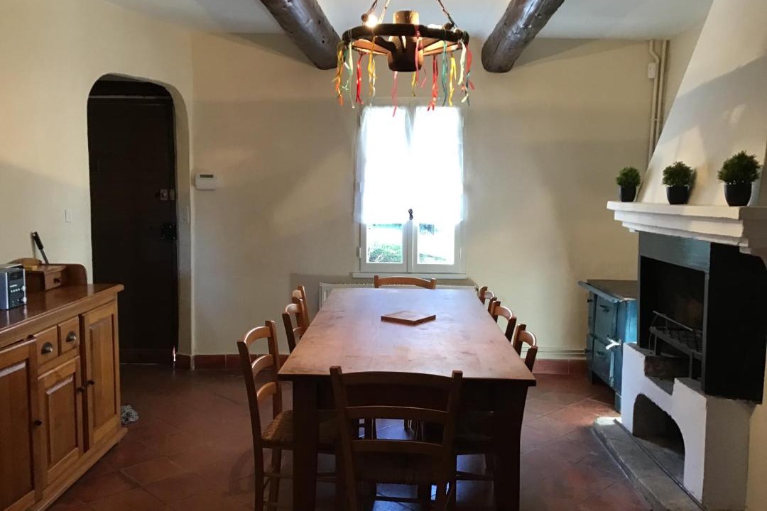 Photo of Kitchen in Loriol-du-Comtat