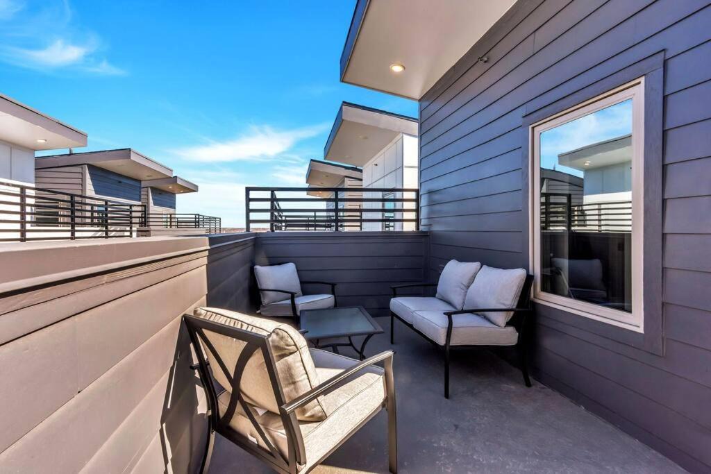 Photo of Patio Balcony in Fort Worth