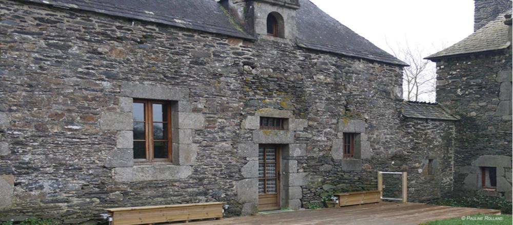 Photo of Buildings in Laniscat