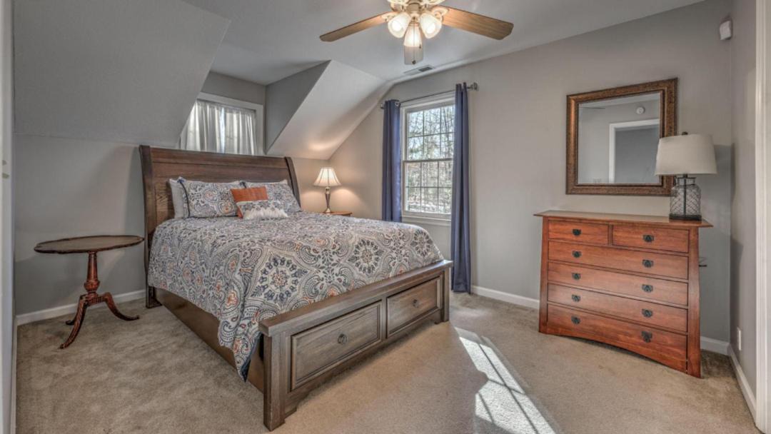 Photo of Bedroom in Blairsville