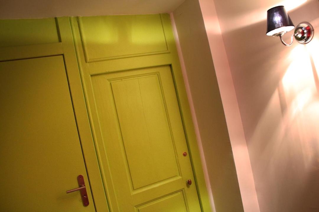 Photo of Others in Quartier Exposition-Bajatiere