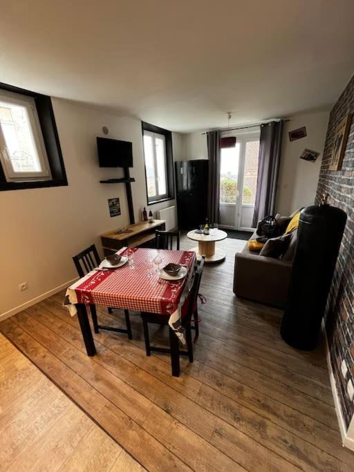 Photo of Others in Ault