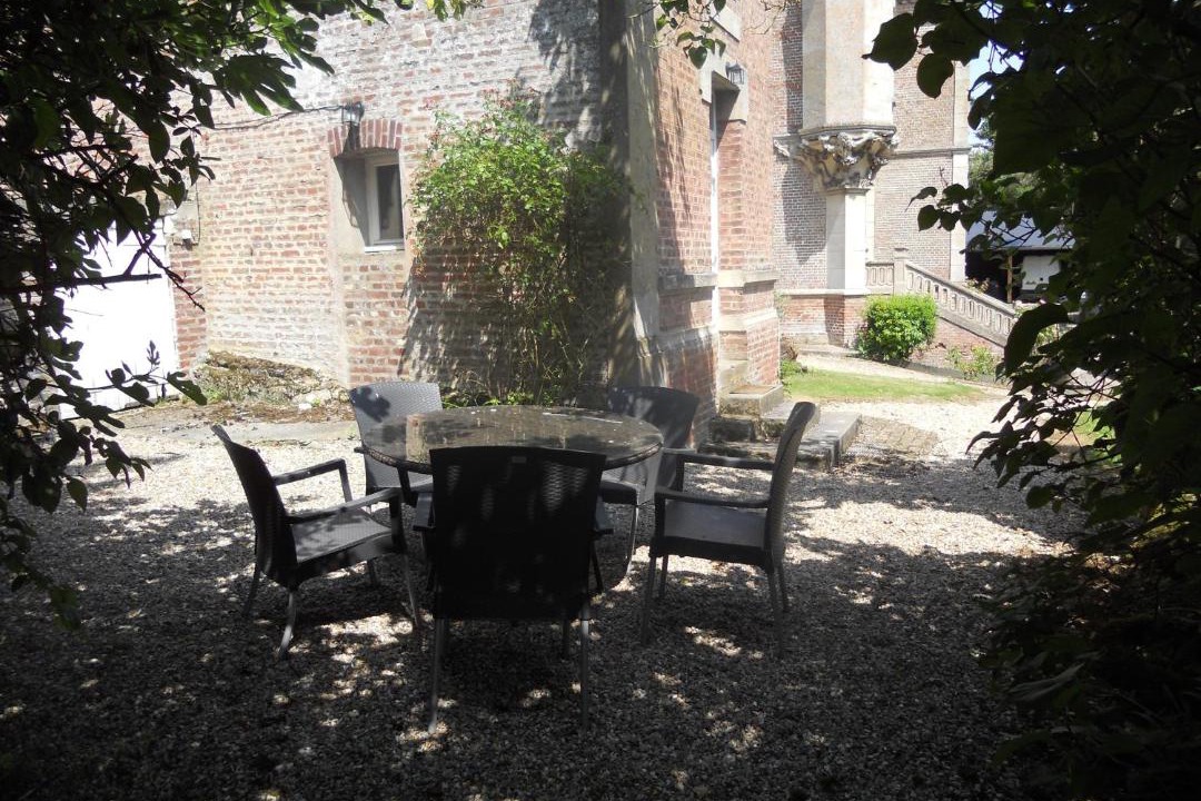 Photo of Others in Airaines