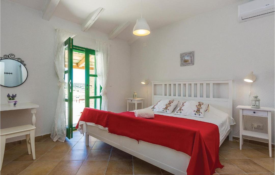 Photo of Bedroom in Pakostane