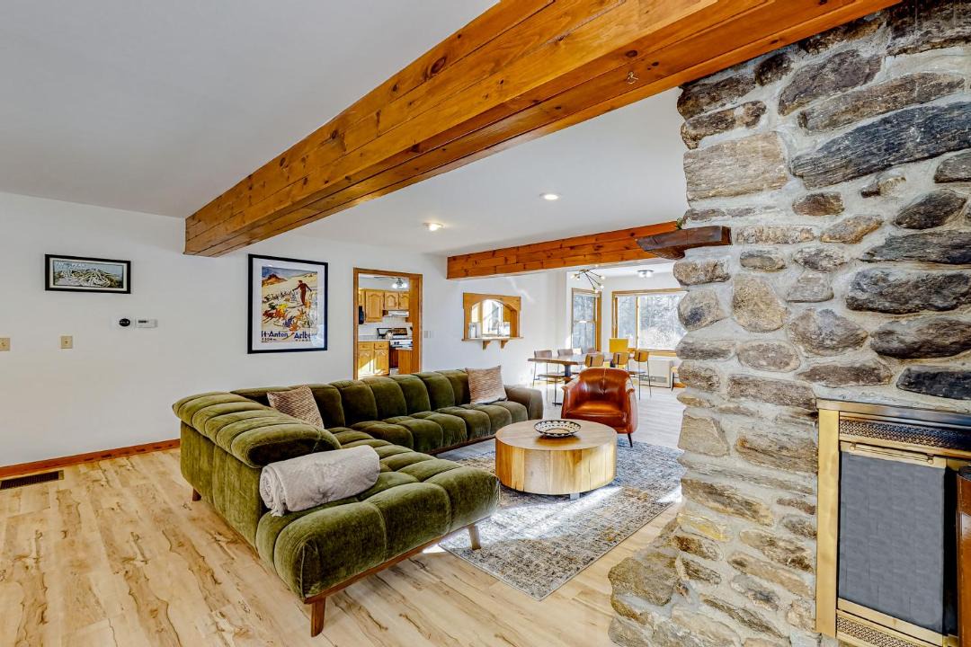 Photo of Others in Jay