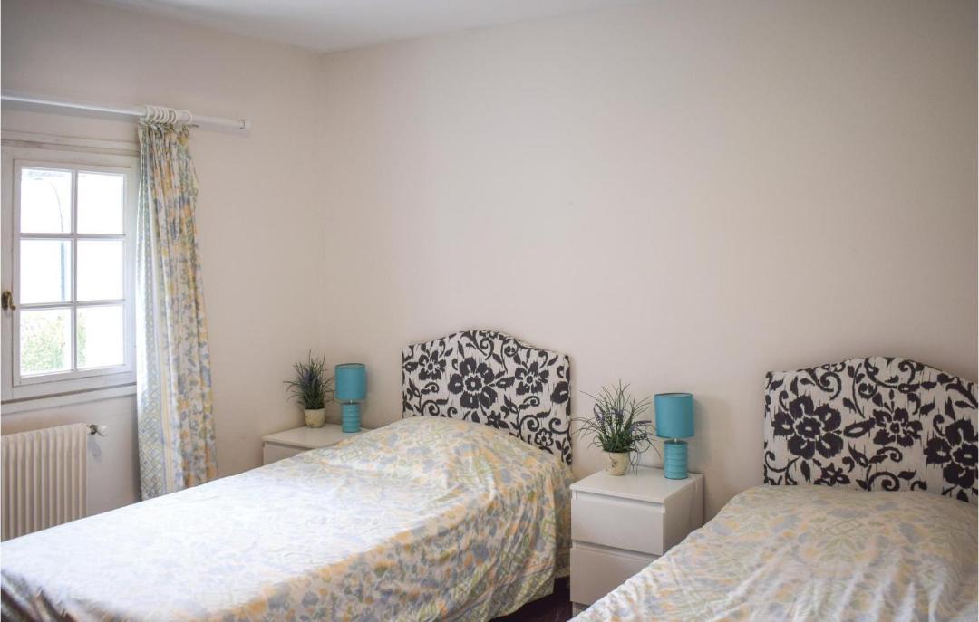 Photo of Bedroom in Saint-Pabu