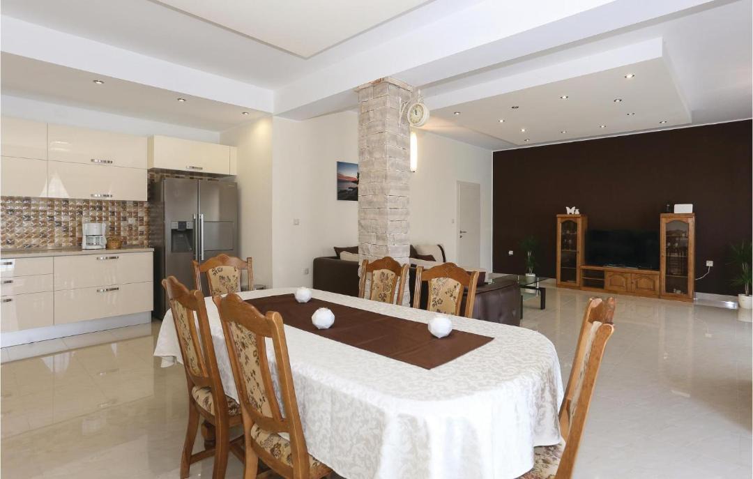 Photo of Livingroom in Srinjine