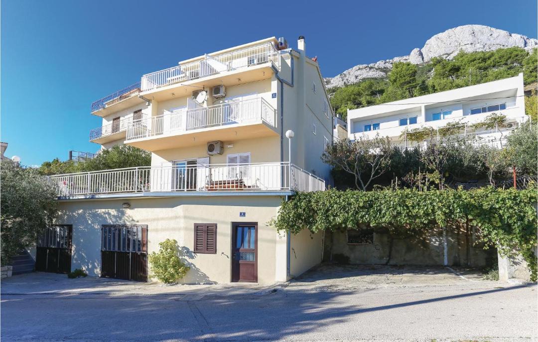 Photo of Buildings in Marusici