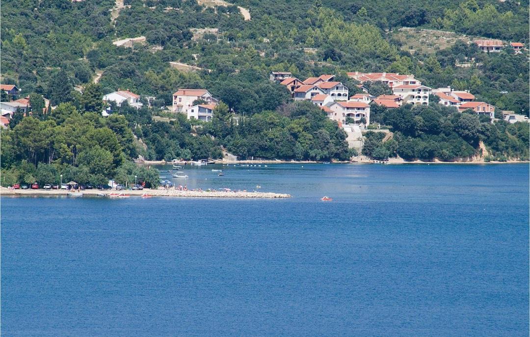 Photo of Outdoor in Petrcane