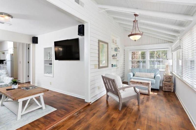 Photo of Livingroom in Saint Simons Island