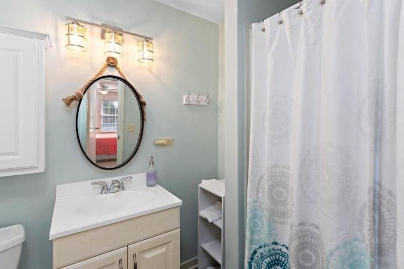 Photo of Bathroom in Saint Simons Island
