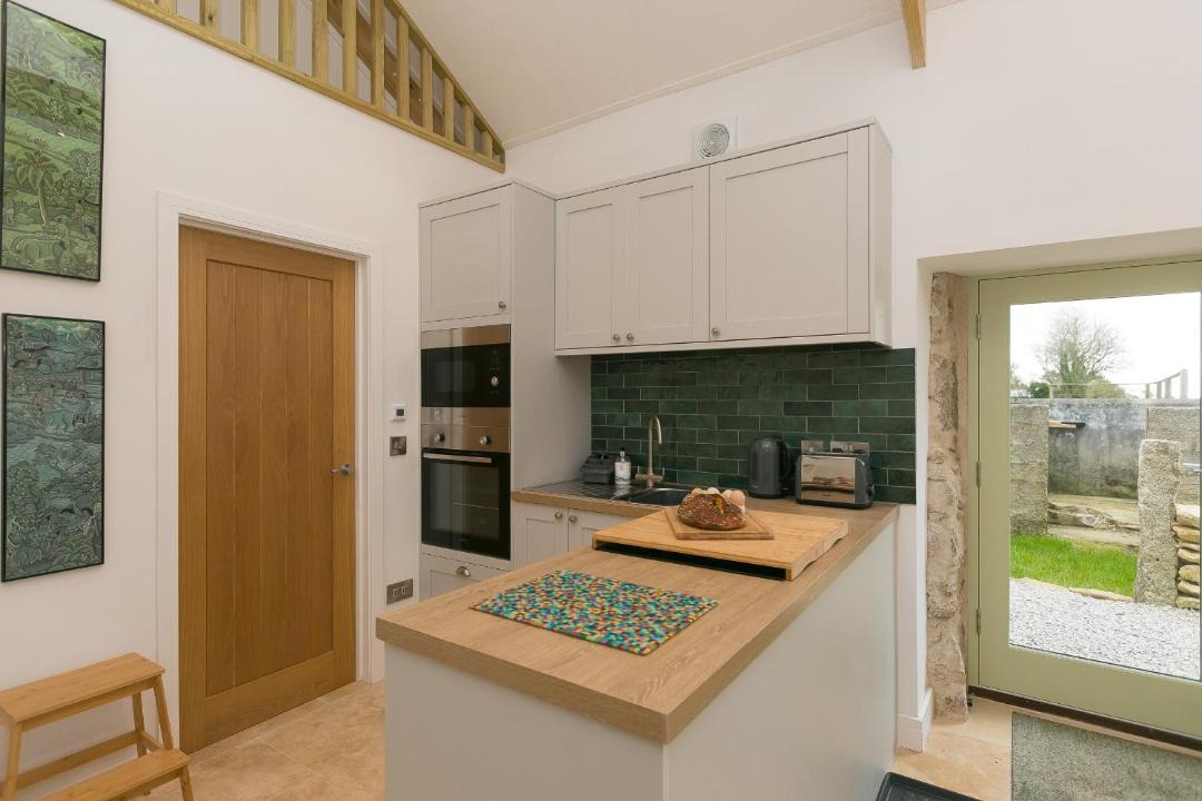 Photo of Kitchen in Helford Passage