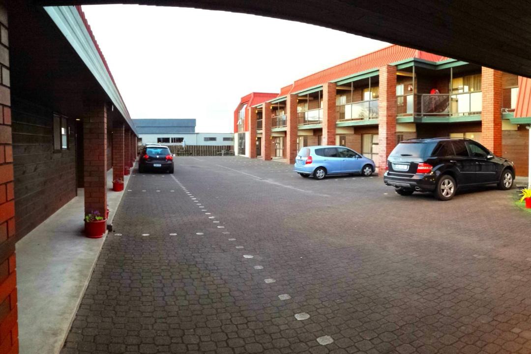 Photo of Others in Hamilton North