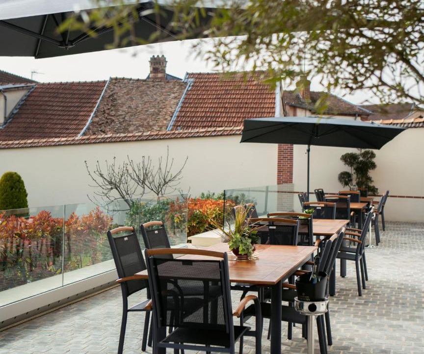 Photo of Others in Ay