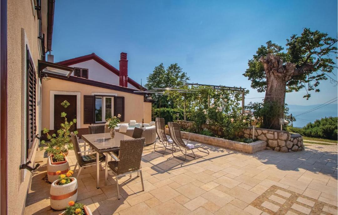 Photo of Patio Balcony in Hreljin