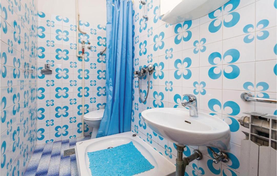 Photo of Bathroom in Palit
