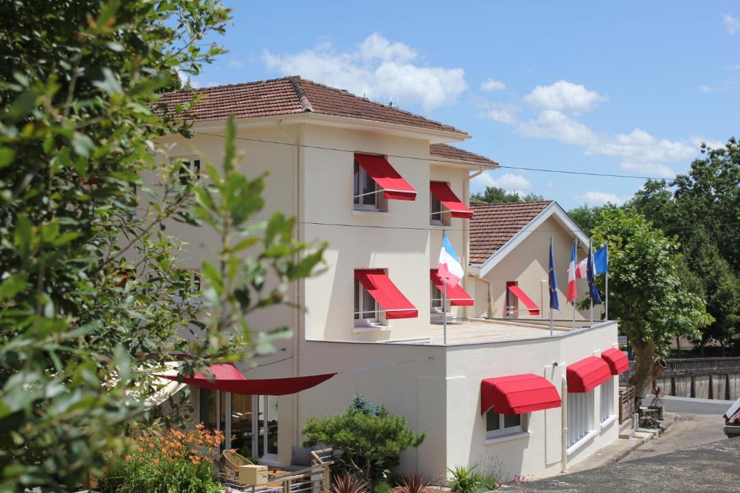 Photo of Others in Arjuzanx