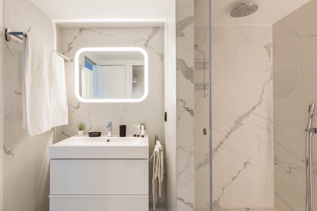 Photo of Bathroom in 15th Arrondissement