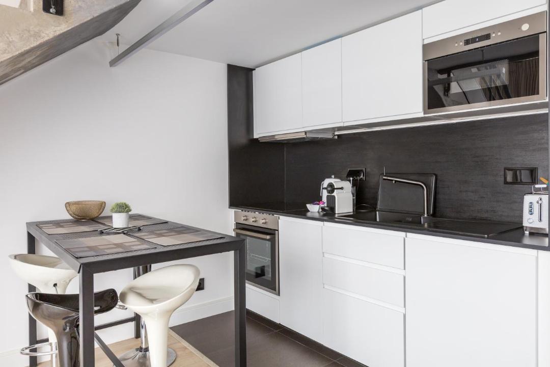 Photo of Kitchen in 15th Arrondissement
