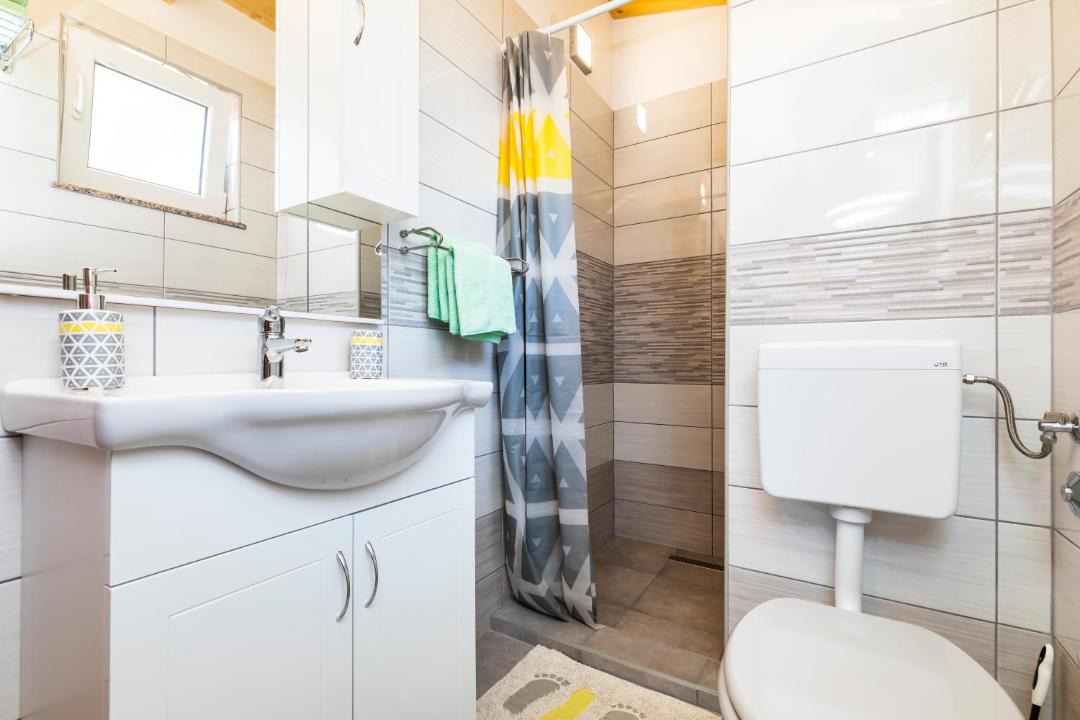 Photo of Bathroom in Nerezine