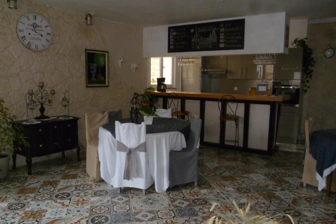 Photo of Others in Montigny-le-Gannelon