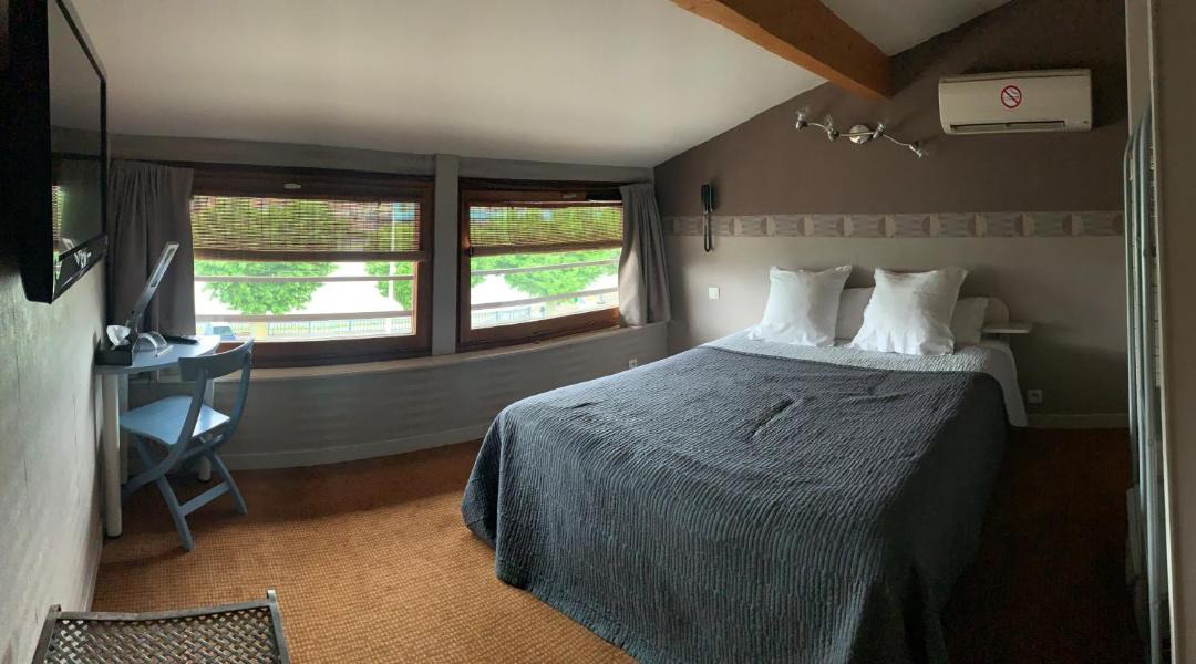 Photo of Bedroom in Serrieres