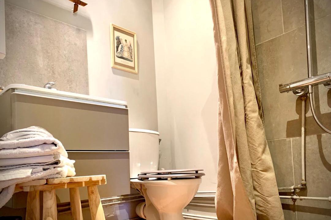 Photo of Bathroom in Montigny-sur-Loing