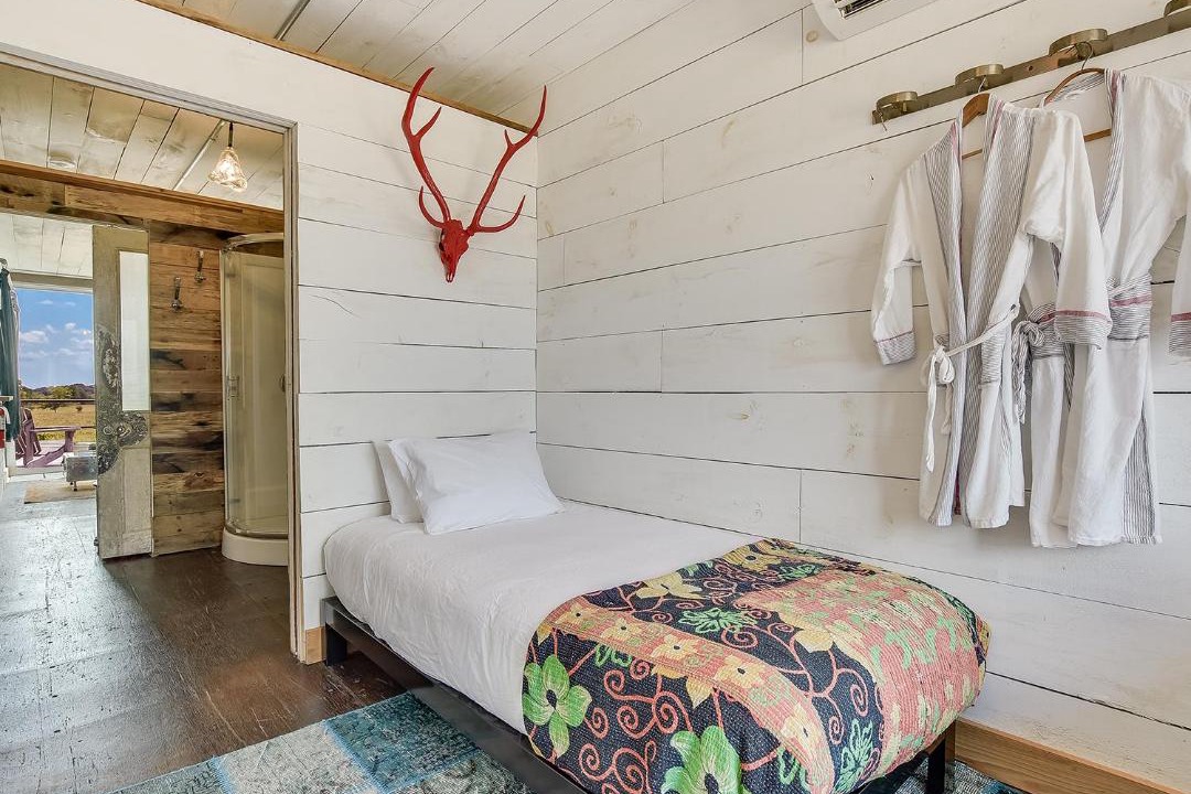 Photo of Bedroom in Round Top
