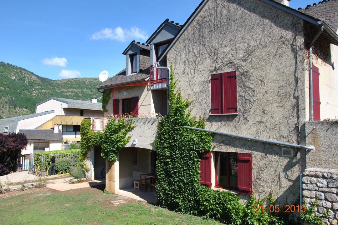 Photo of Buildings in Ispagnac