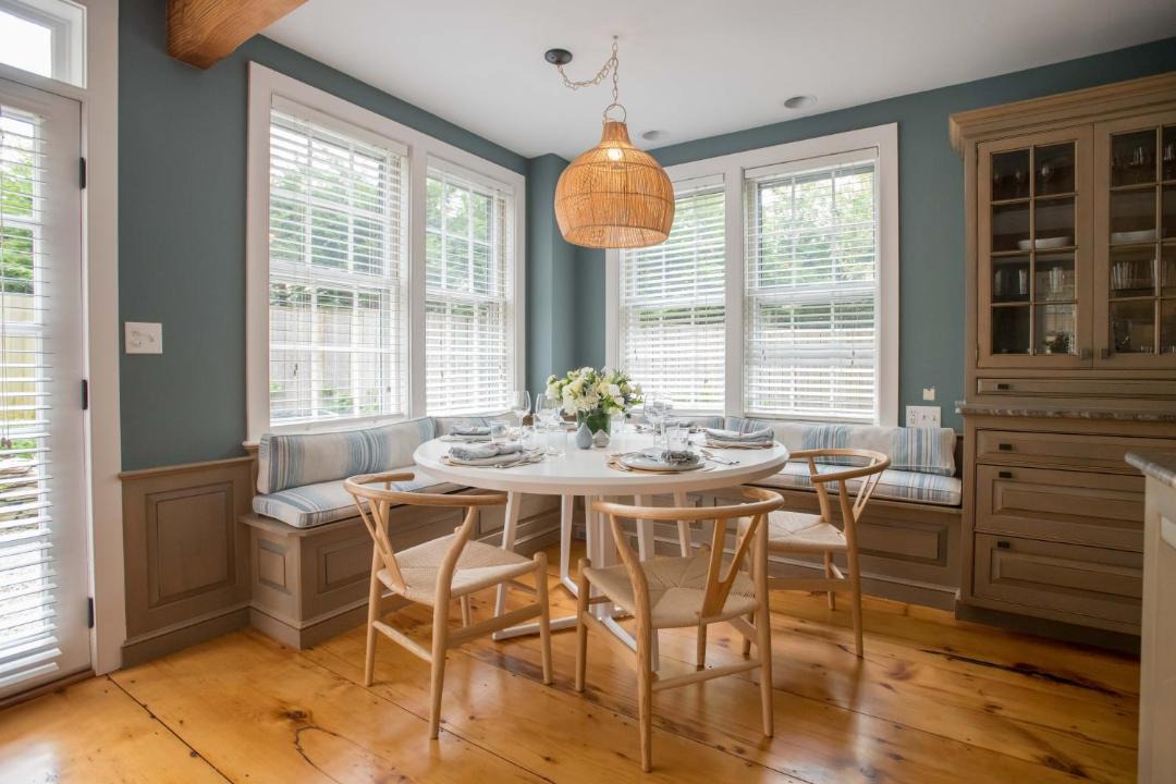 Photo of Others in Nantucket Town