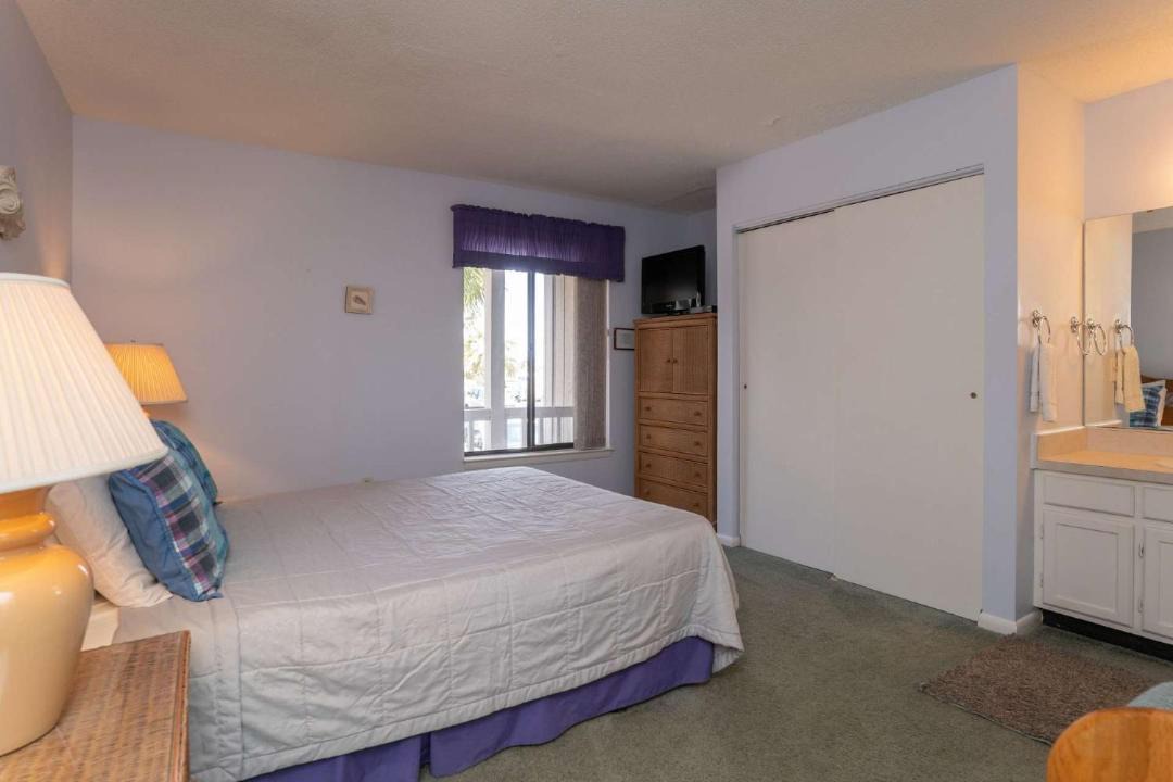 Photo of Bedroom in Oceanmarsh Subdivision