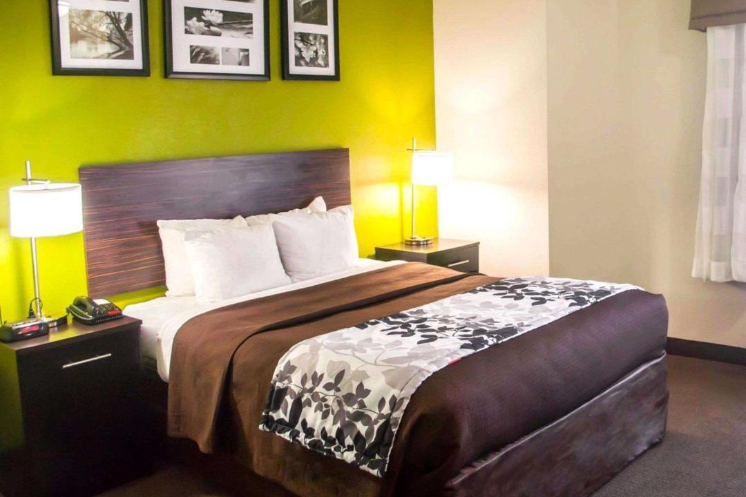 Photo of Bedroom in Conway