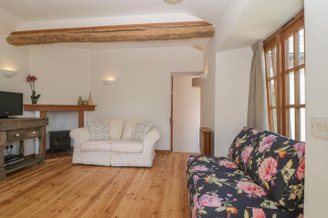 Photo of Others in Ebbesborne Wake