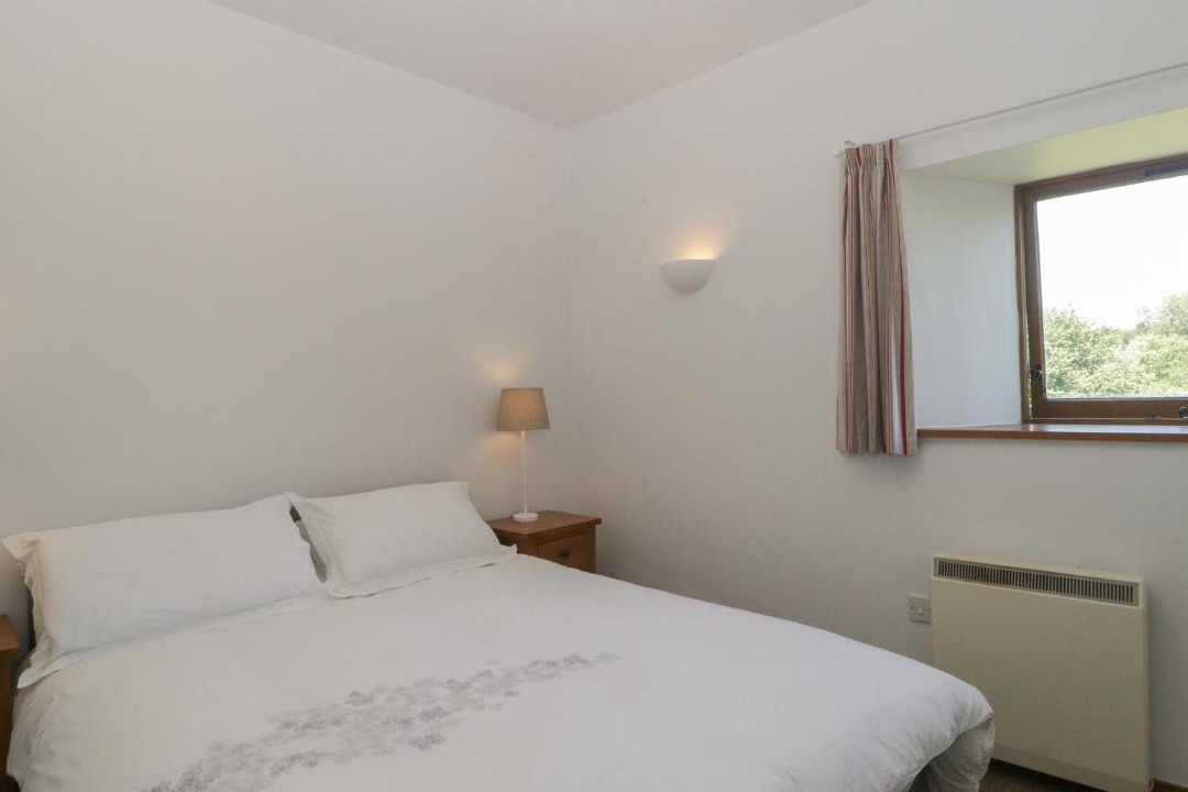 Photo of Others in Ebbesborne Wake