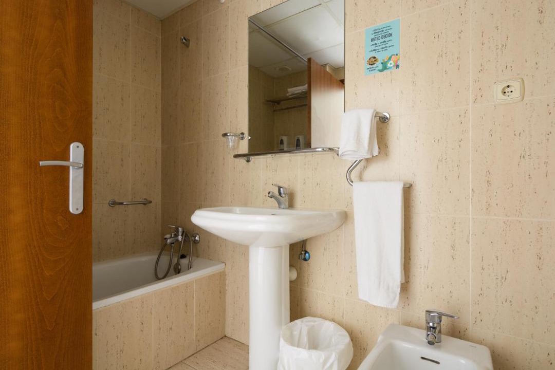 Photo of Bathroom in Cuarte de Huerva
