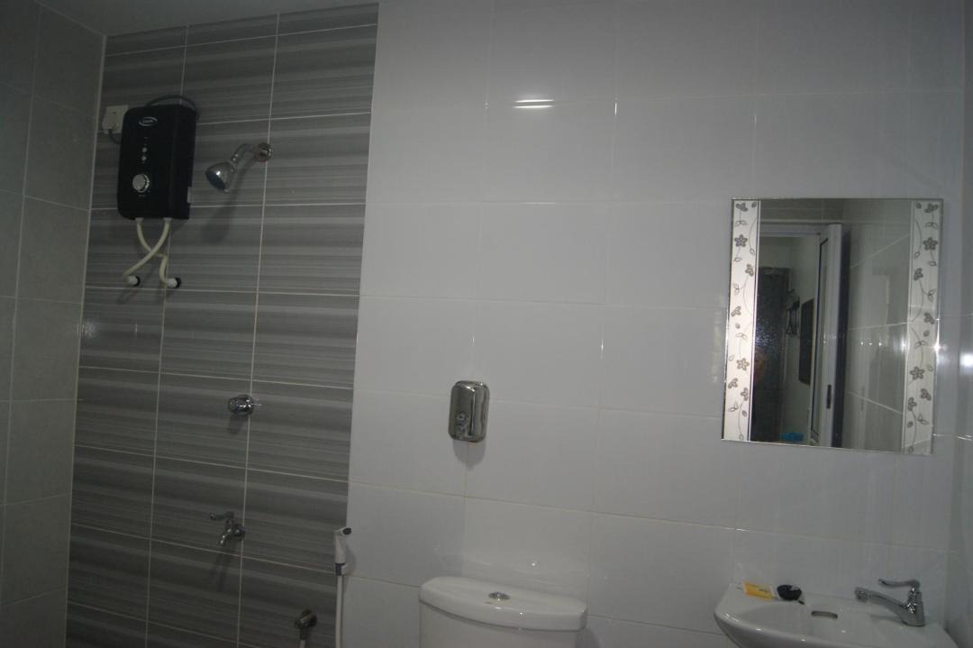 Photo of Bathroom in Kampung Bakau Tinggi
