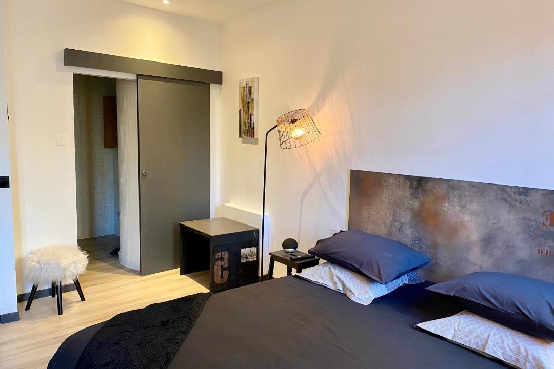 Photo of Bedroom in Cite