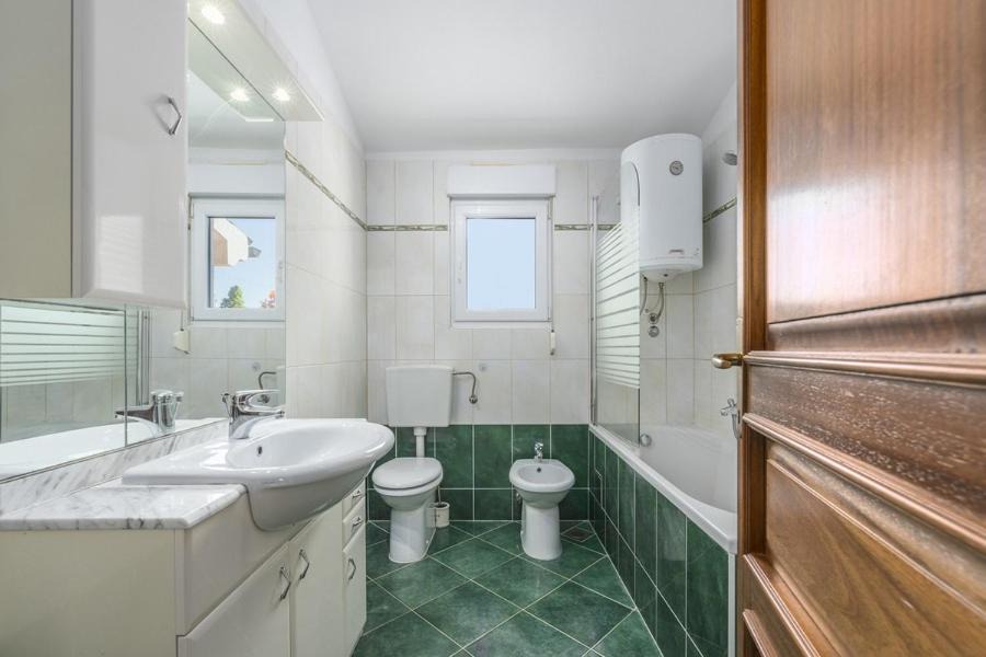Photo of Bathroom in Karigador
