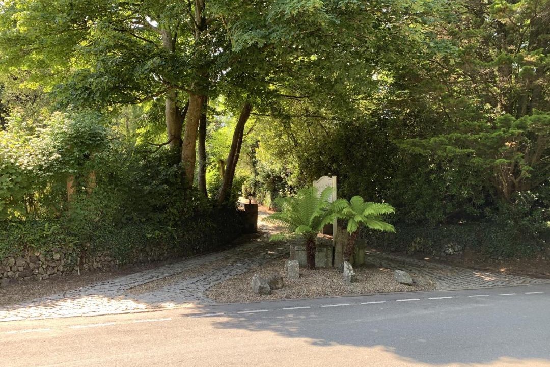 Photo of Others in Carlyon